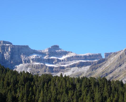 Cirque de Gavarnie - Brêche de Roland -Le Casque - La Tour - L'Epaule