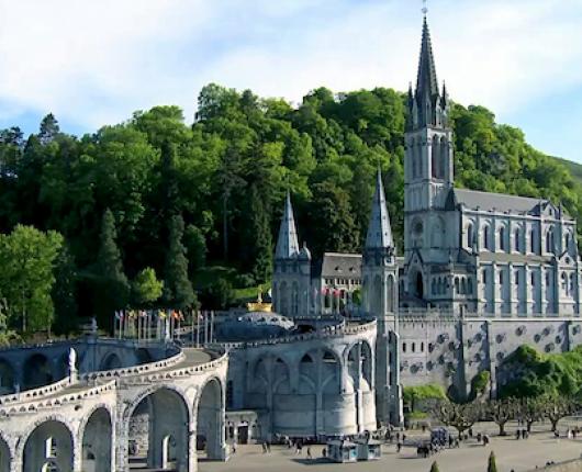 Lourdes_Hautes Pyrénées