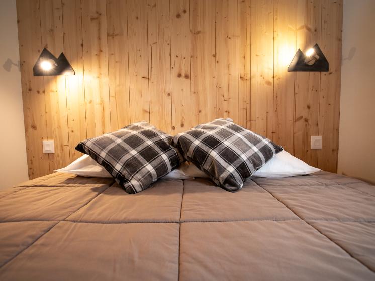 Chambre parentale - chalet Nature&Bois 5 pers - Azun Nature