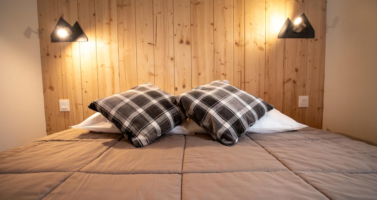 Chambre parentale - chalet Nature&Bois 5 pers - Azun Nature