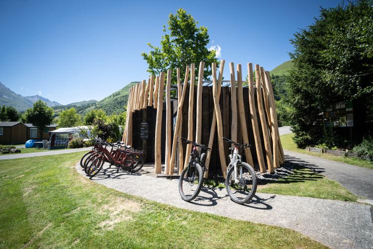 rental of electric bikes camping Azun nature