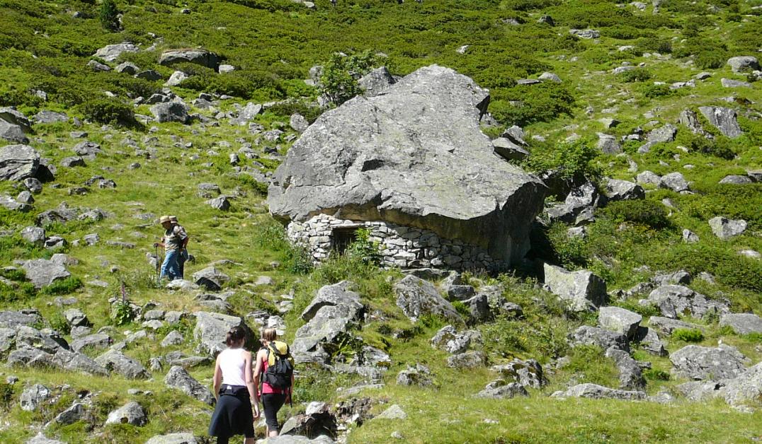 camping Hautes Pyrénées randonnée Pyrénées